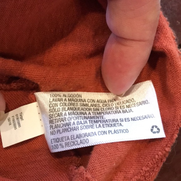 Universal Thread Top - Picture 8 of 9